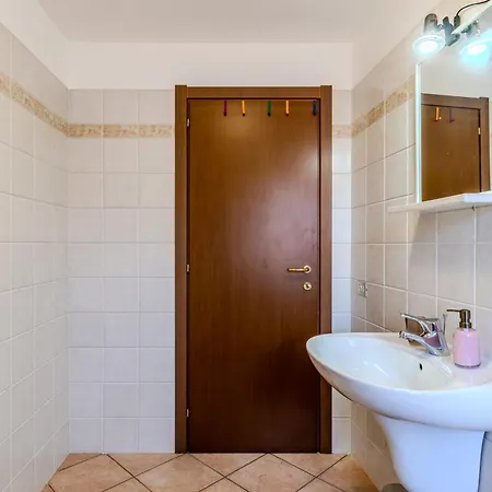 A Casa Di Lale By Interhome Claino