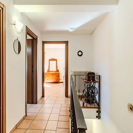 Nyaraló A Casa Di Lale By Interhome Claino