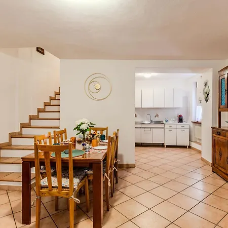 A Casa Di Lale By Interhome